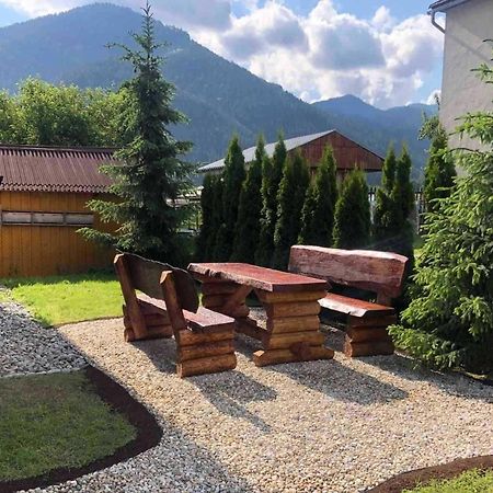 Apartmanovy Dom Vila Maros Pavčina Lehota Екстериор снимка