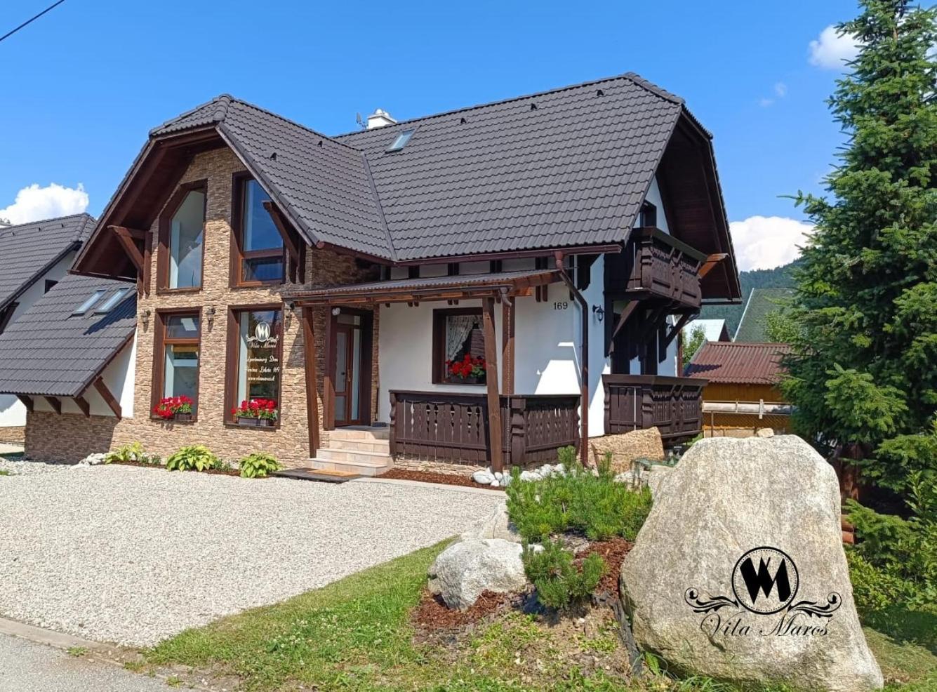 Apartmanovy Dom Vila Maros Pavčina Lehota Екстериор снимка