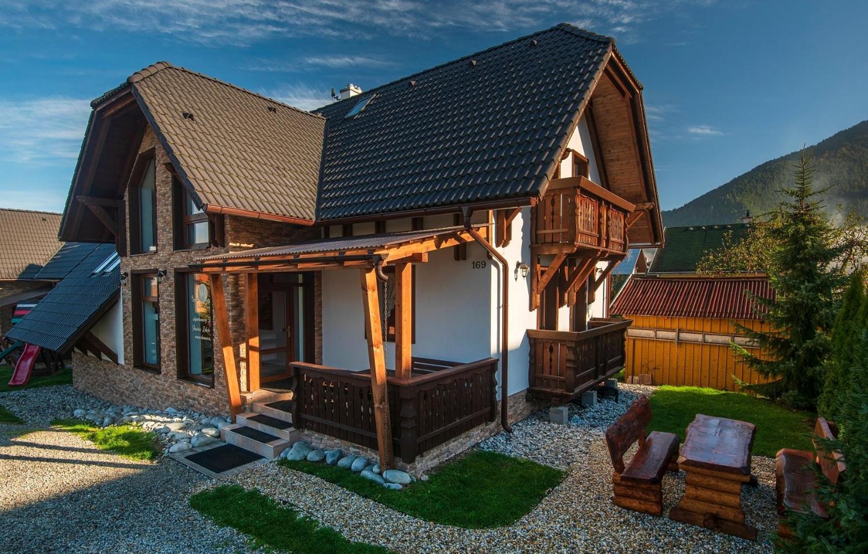 Apartmanovy Dom Vila Maros Pavčina Lehota Екстериор снимка