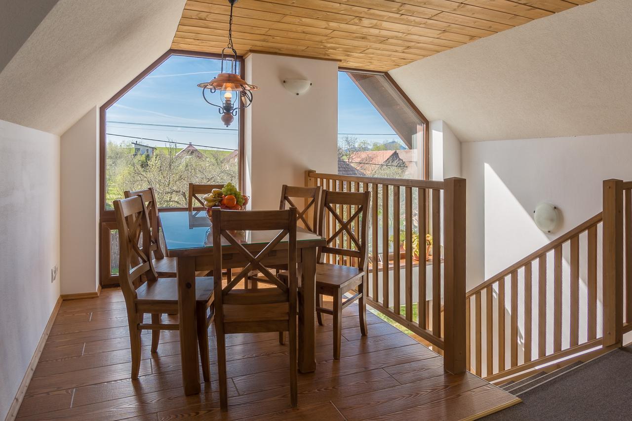 Apartmanovy Dom Vila Maros Pavčina Lehota Екстериор снимка